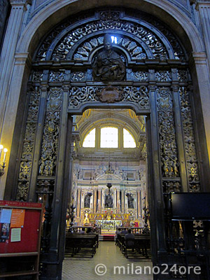 Portal zur königlichen Kappelle des Schatzes von San Gennaro